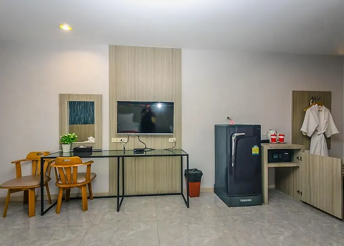 Embryo Hotel